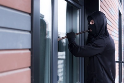 whats-the-difference-between-robbery-and-aggravated-robbery.jpg